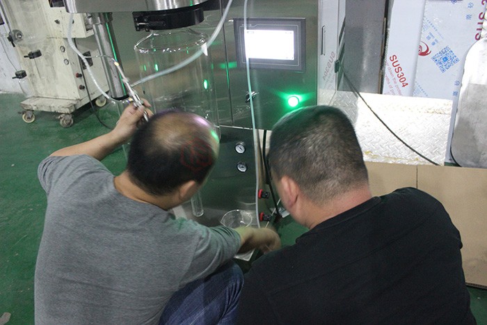小型噴霧干燥機采用的技術有哪些方面？